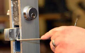 Houston Father And Son Locksmith Houston, TX 281-670-2353 - 9a-Emergency-Locksmith